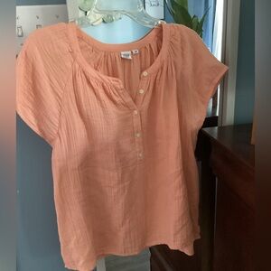 Gap Women's Peach Top